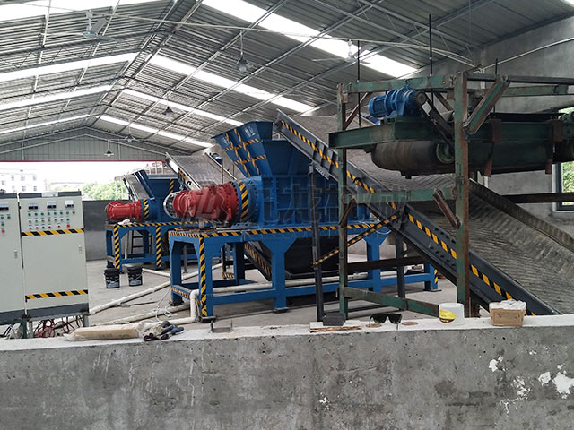 双轴撕碎机 双轴撕碎机